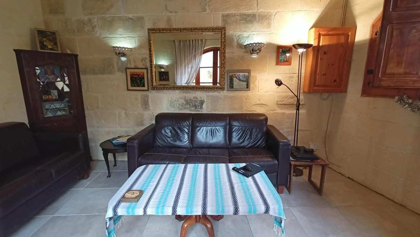 Arthome - Guest Rooms Gharb  Luaran gambar